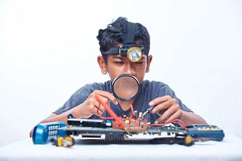 We need to embed creativity and critical thinking early in our young to make our workforce more adaptable and innovative, and ultimately more competitive in the global economy. —123rf