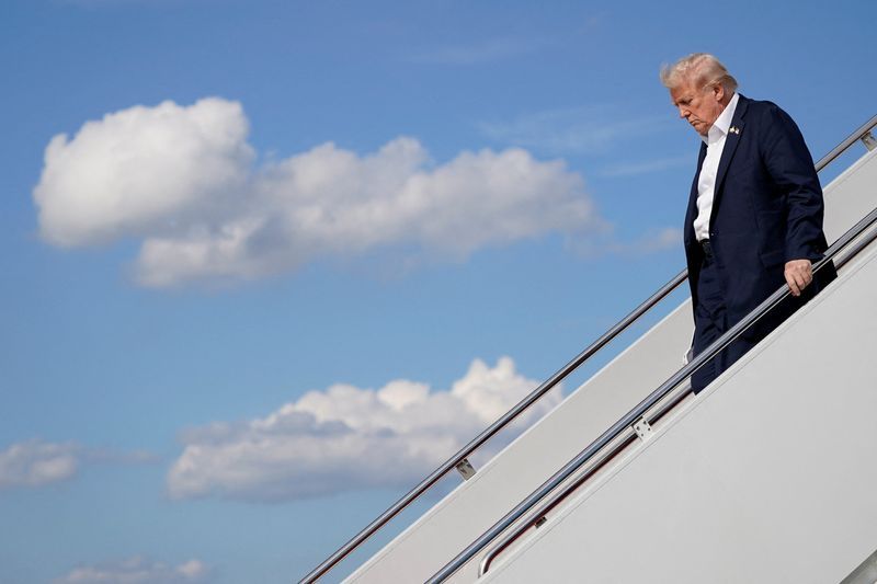 Trump to attend meeting with top military leaders, Washington Post reports 1 3544032