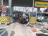 Kajang toll crash: Lorry driver says he jumped out of vehicle before collision
