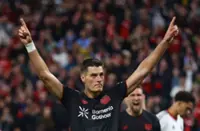 Soccer-Leverkusen's Schick sidelined for a few weeks with muscle injury