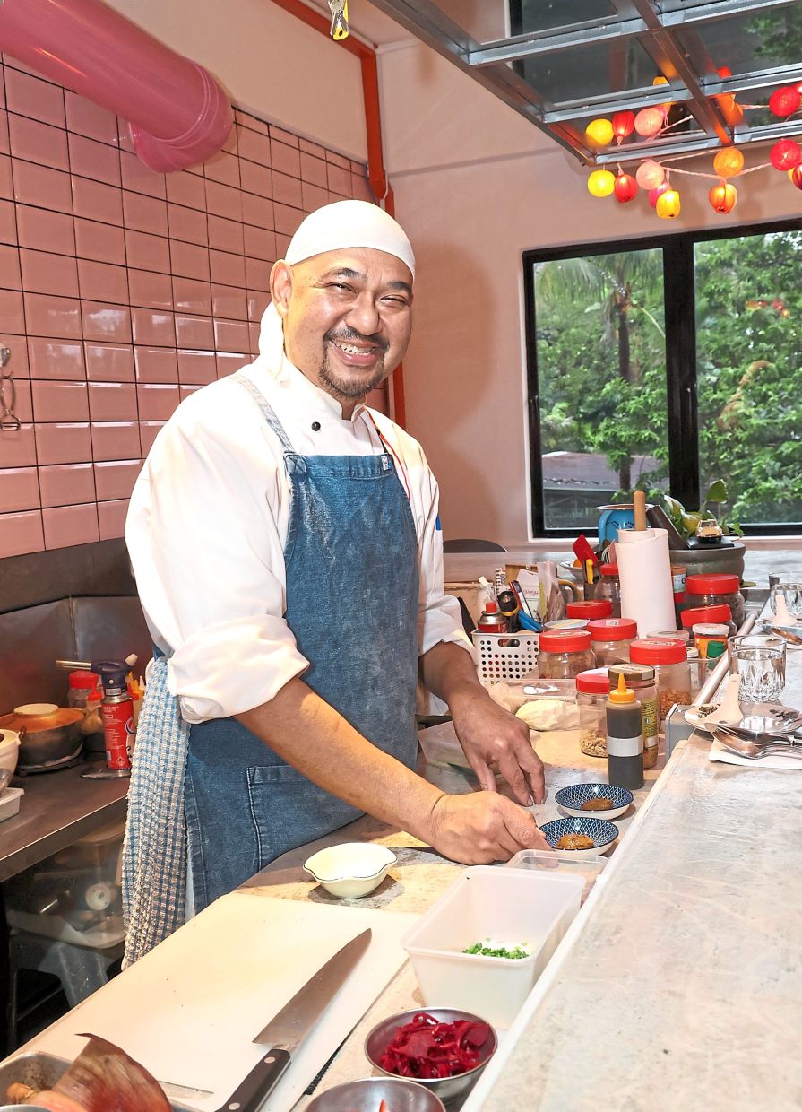 Zoe is the talented one-man show behind the charming new eight-seater eatery OhMyKaseh.