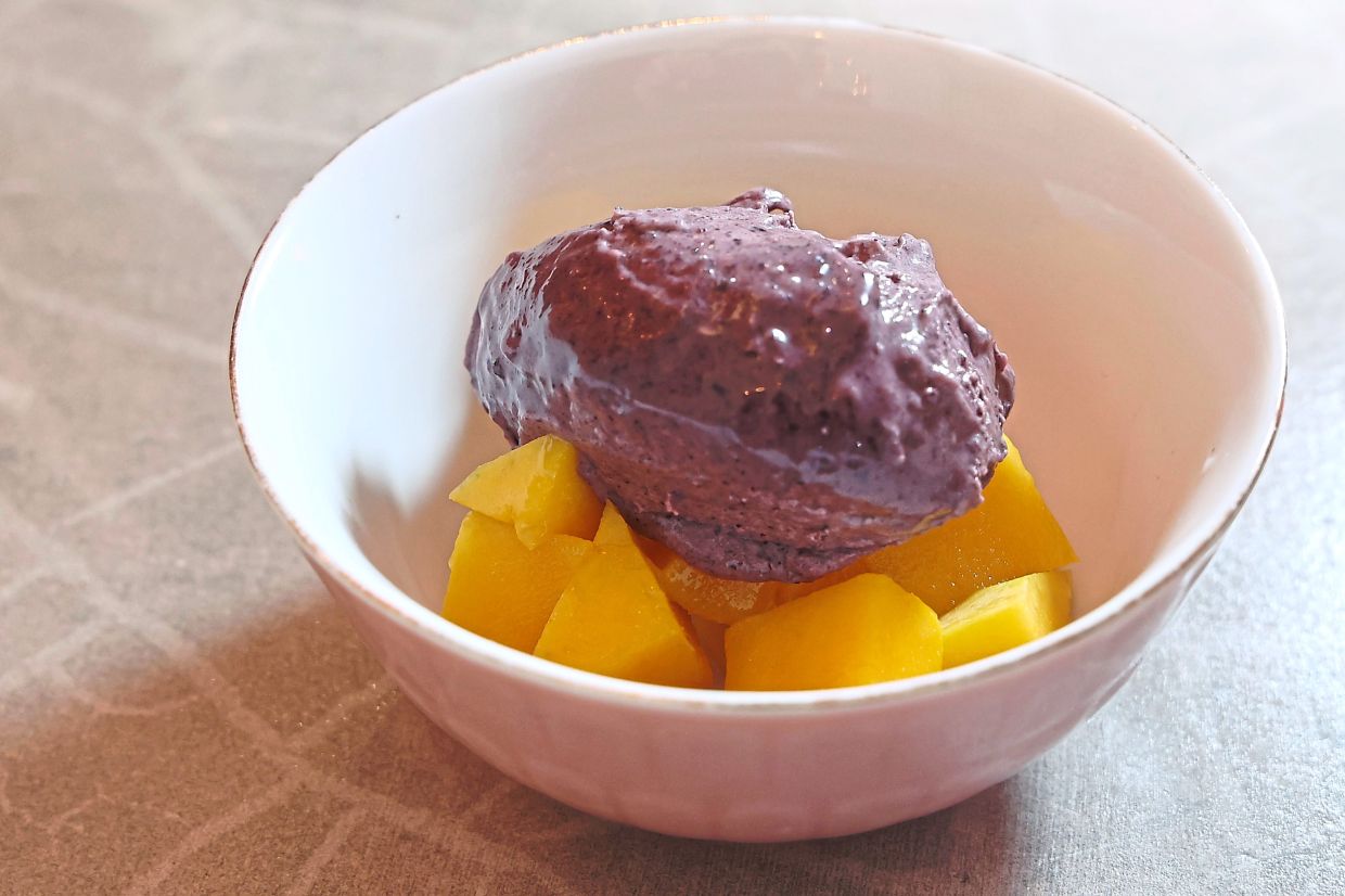 The glutinous rice mochi ice cream is chewy, stretchy and insanely addictive.