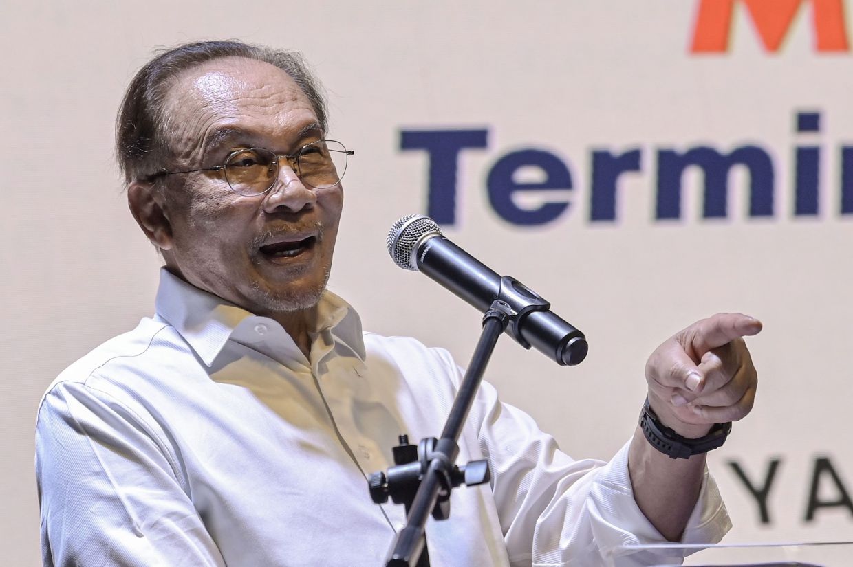 Anwar urges unhindered humanitarian access to Gaza