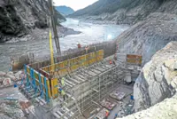 Mega dam plan stirs controversy