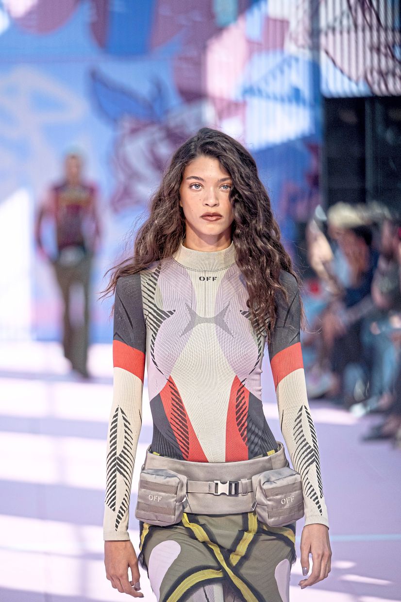 Luscious, cascading curls are a classic look easy to achieve if you have natural waves.Photo: Larufoto