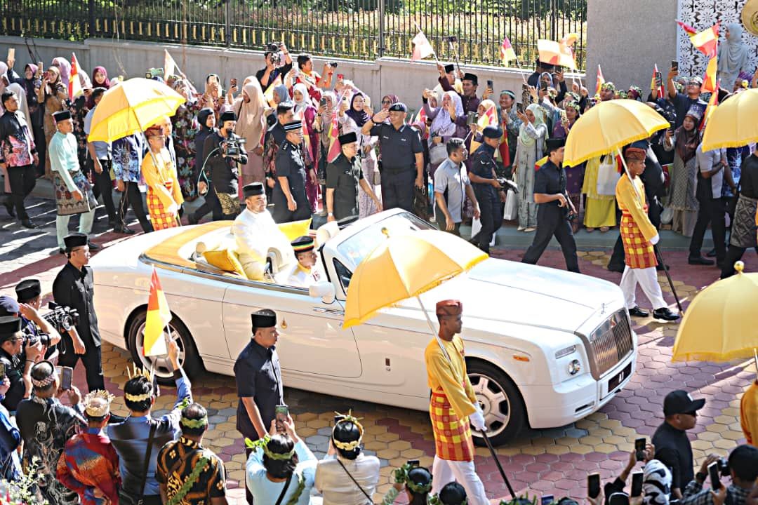 Selangor Crown Prince departs for akad nikah in royal motorcade 1 3550146