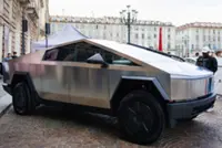 Tesla is sued by family who says faulty doors led to daughter’s death