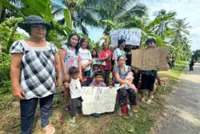 Cebu quake survivors beg for food and sleep in open fields as government aid stalls