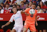Soccer-Misfiring Barcelona suffer 4-1 loss at Sevilla