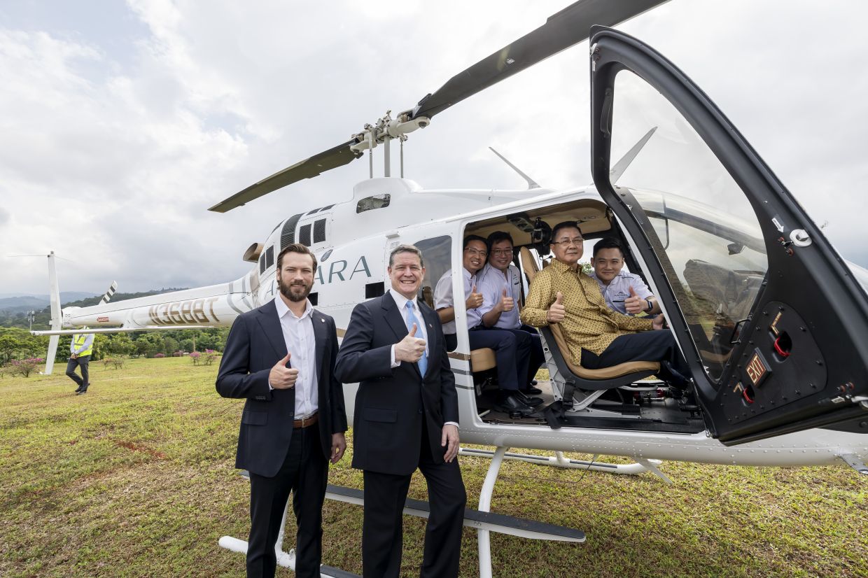 Drawing inspiration from how the ultra-wealthy overseas live with private aviation, the helipad brings this convenience to Malaysia, enabling residents to arrive directly at their doorstep efficiently and discreetly.