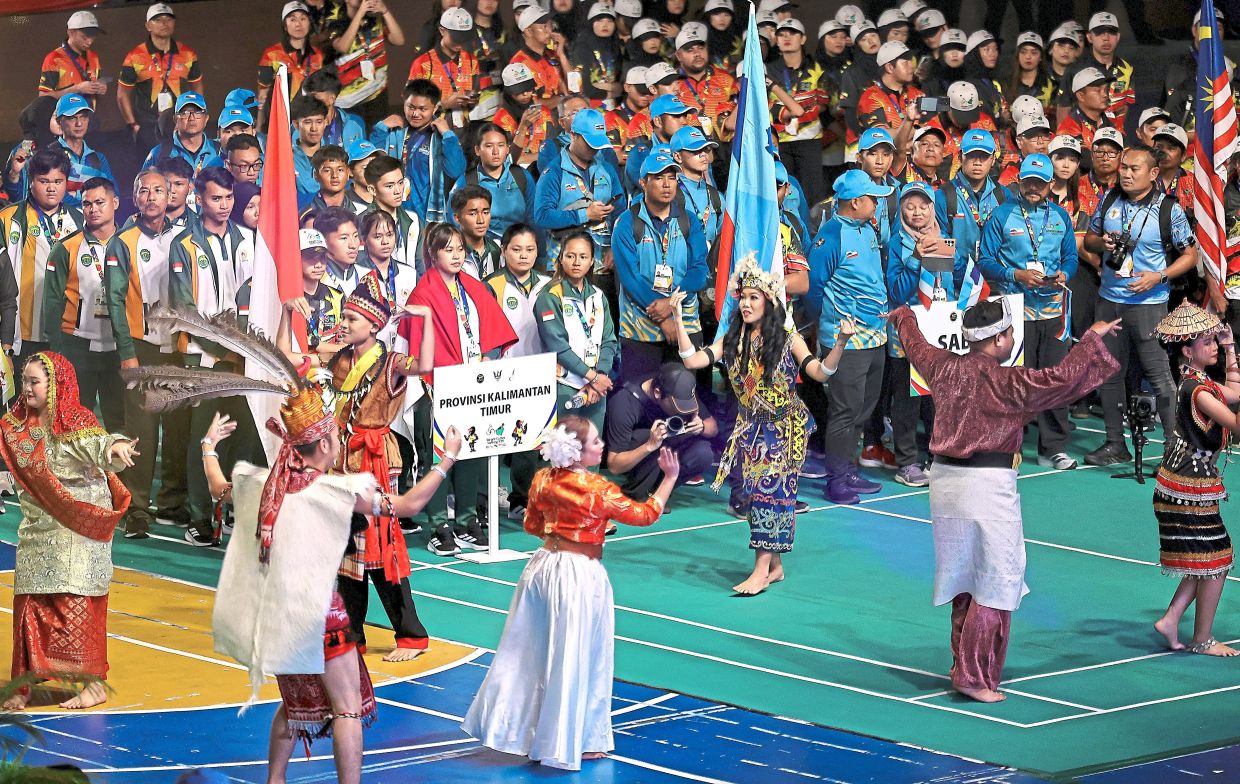 Traditional performances making up part of the cultural and athletics showcase at Borneo Games 2025 in Kuching. — Photos: Bernama