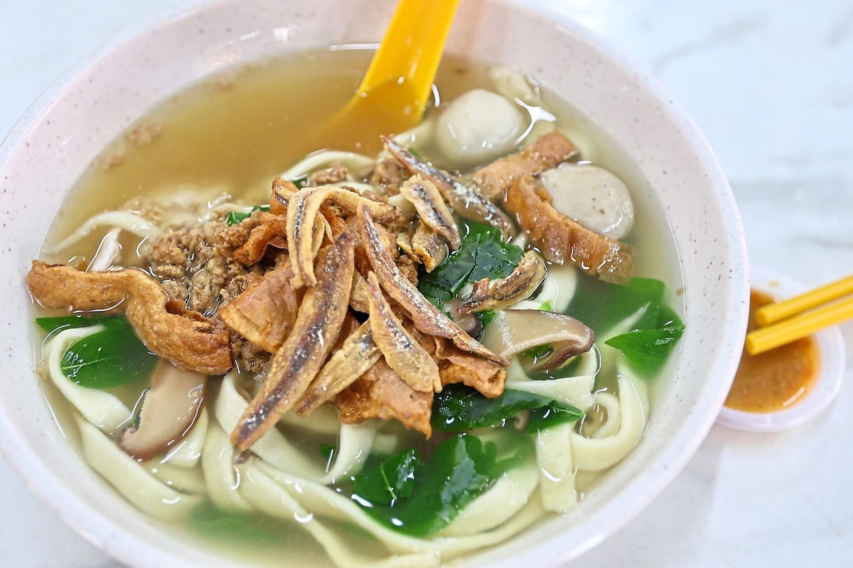 The ‘pan mee’ is made using handmade noodles.
