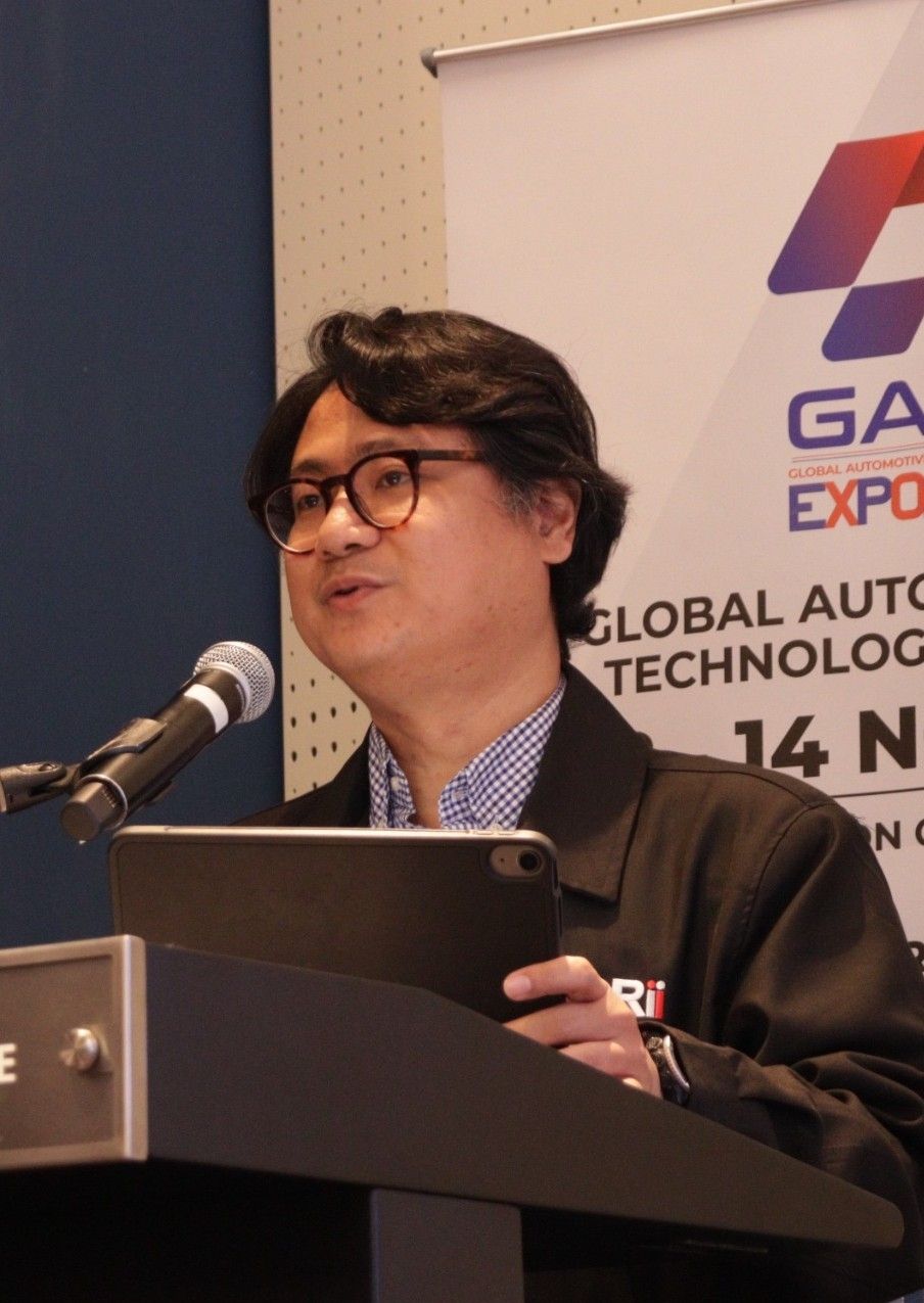 Azrul emphasises that semiconductors are now the driving force behind future mobility, requiring Malaysia's transition from assembly to higher-value chip design and manufacturing.