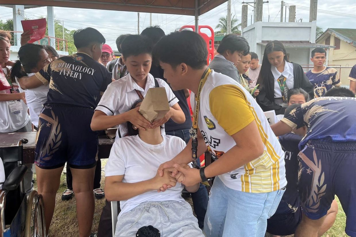 Evacuation after Philippine earthquake in Davao