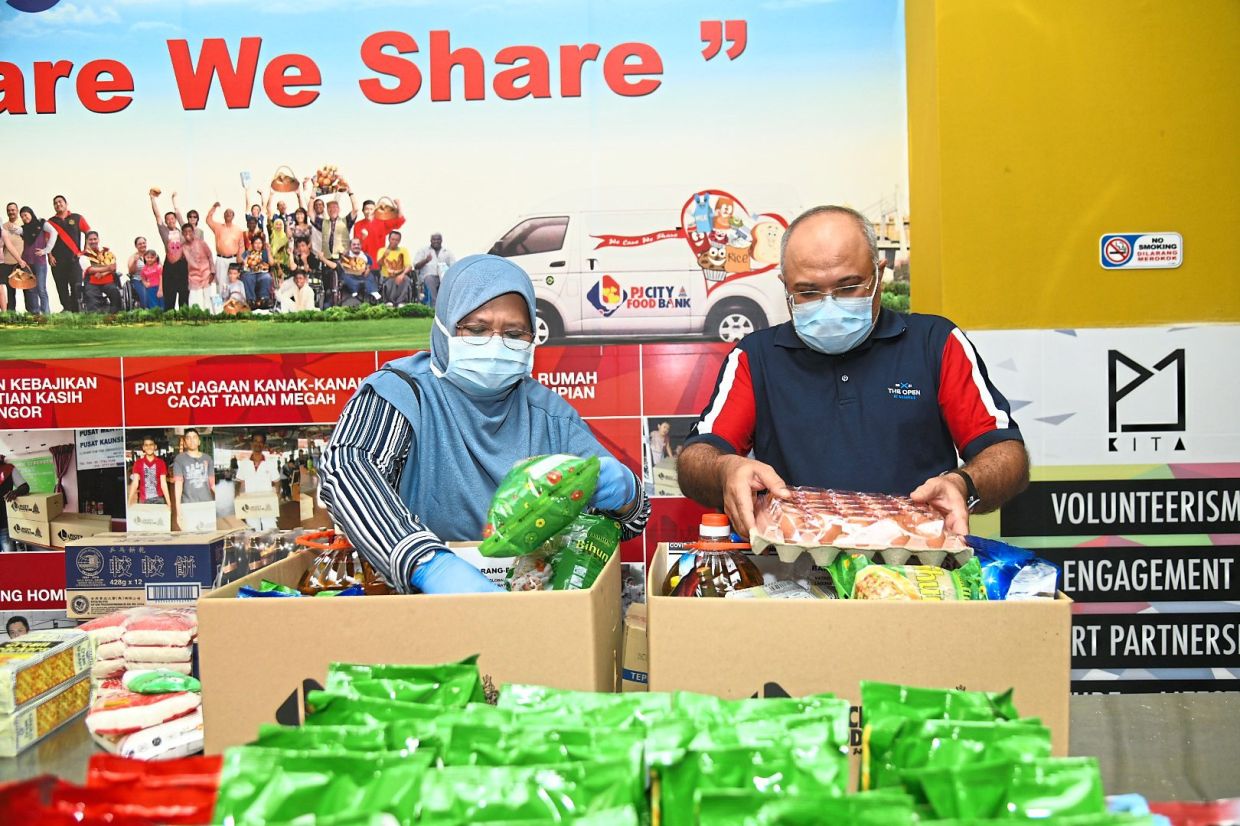 PJ City Food Bank has been distributing food to the needy for over 12 years.