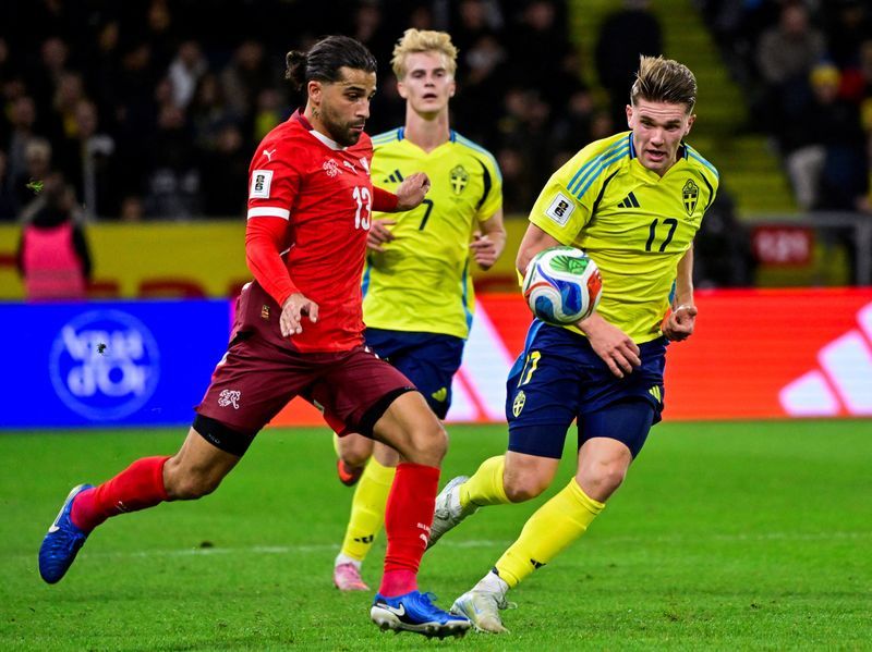 Soccer-Sweden's World Cup hopes in shreds after 2-0 defeat by Switzerland
