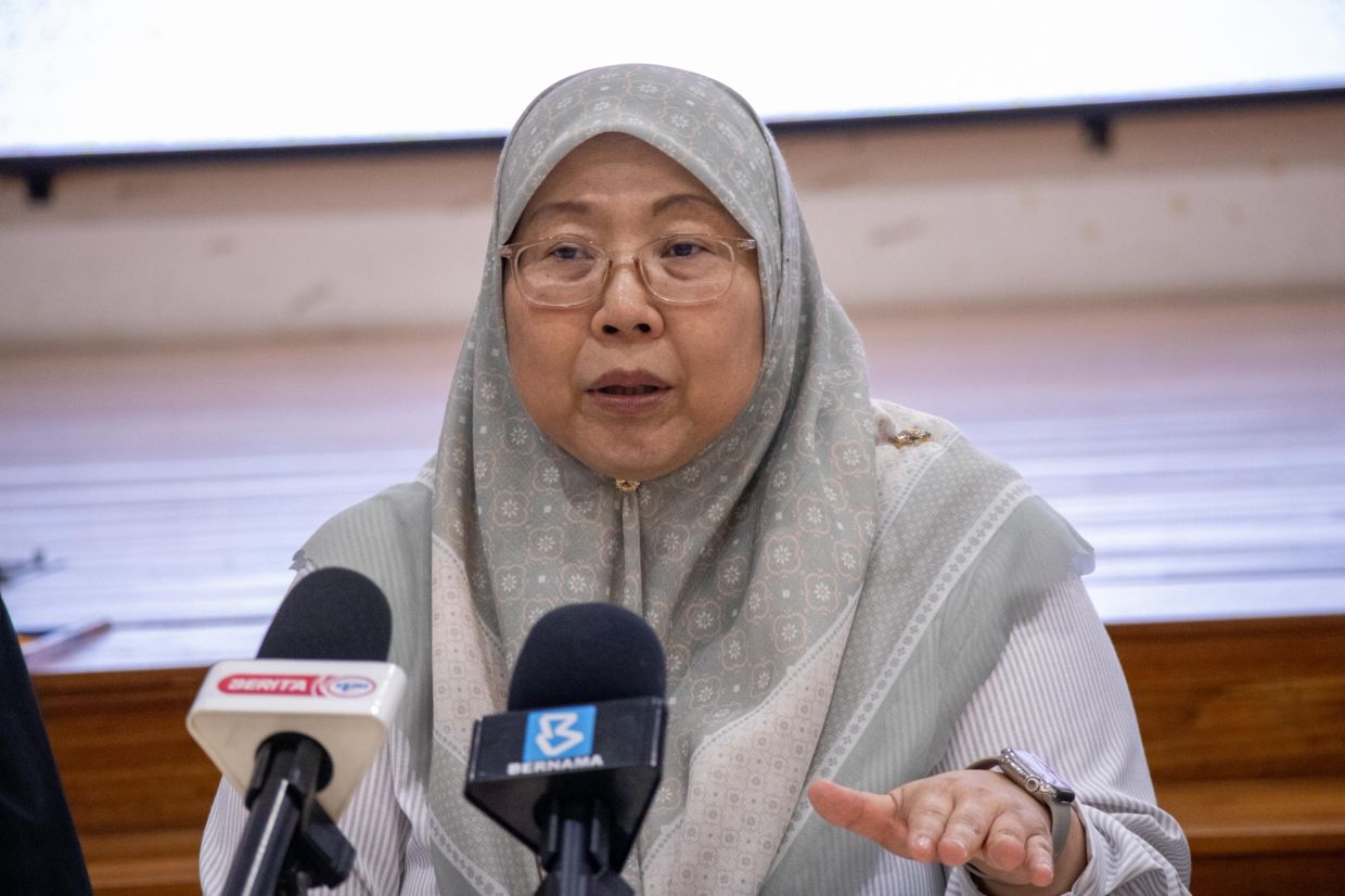 Up to Musa's son to say whether he is a party member, says PKR 1 3566833