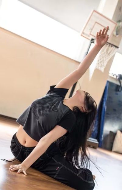 In one of its studios, students as young as 15 are practicing their routines under the watchful eye of Park Min Jun, head of the school’s dance department. — Hanlim