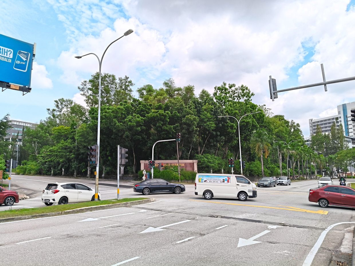 A report proposes widening the turning radius towards SPRINT from Lebuh Bandar Utama.