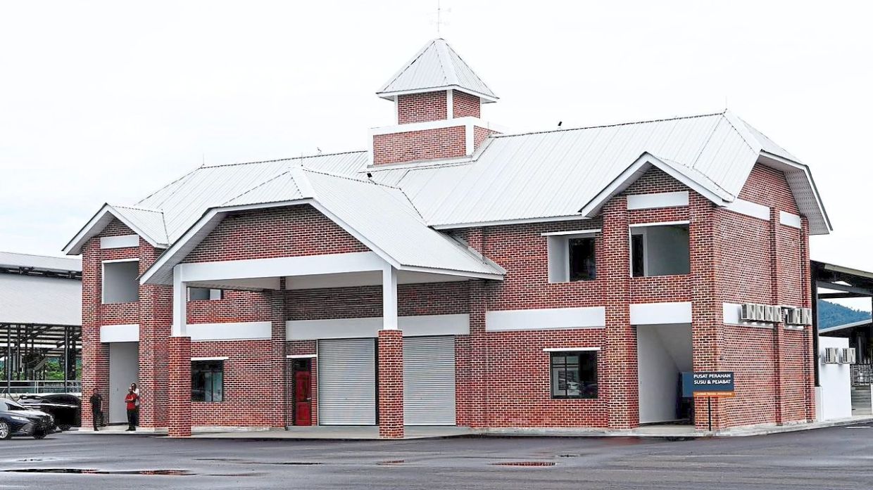 The facility situated on 275ha site will be a production and collection point for fresh milk and increase the state’s total output.