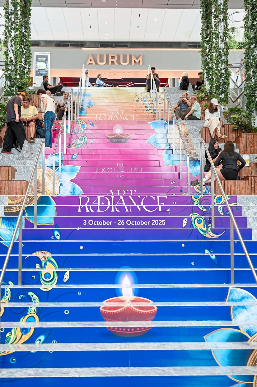 The TRX Exchange presents a staircase of light and colour with stunning Deepavali-themed sticker designs.