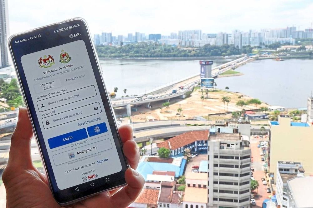 Trial run of QR code system at JB checkpoints&#039; motorcycle and pedestrian lanes starts Oct 15
