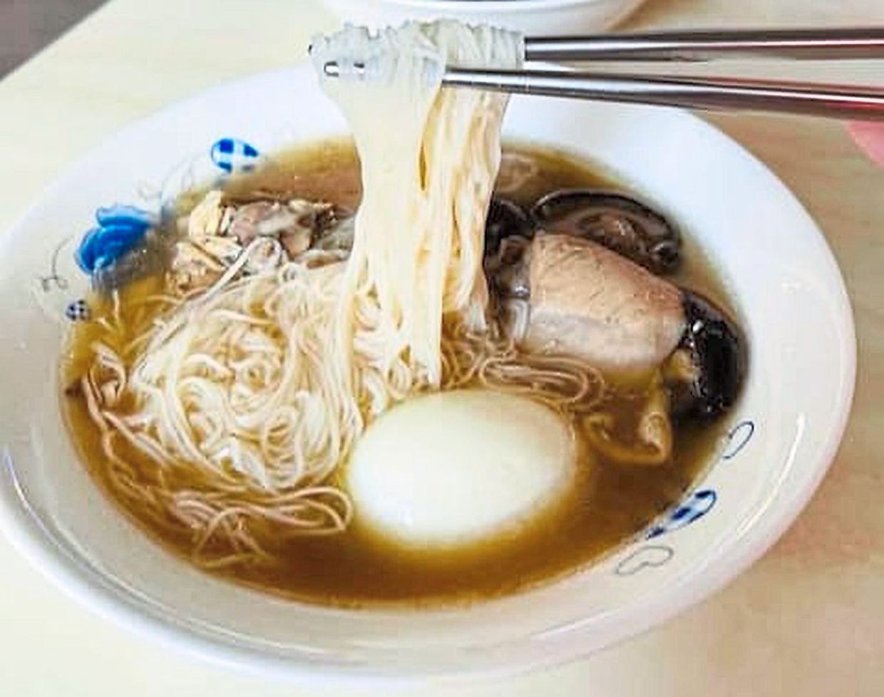 A large bowl of mee sua sold at the Jalan Tiong Hua temporary market in Sibu.