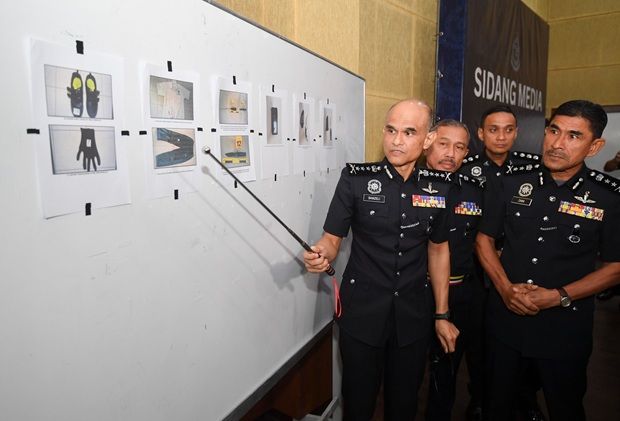 Weapons used in student stabbing were purchased online, says cops
