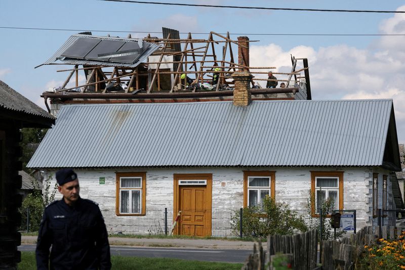 Analysis-EU scramble for anti-Russia &#039;drone wall&#039; hits political, technical hurdles