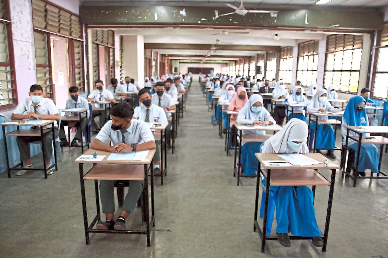 Student safety, influenza cases top Dewan Rakyat agenda today