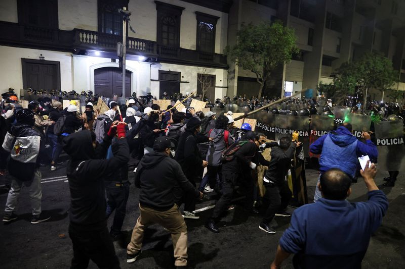 One dead, dozens injured as Peru&#039;s new president faces widespread protests