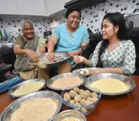Malaysian amputee keeps Deepavali traditions alive by making kallu urundai