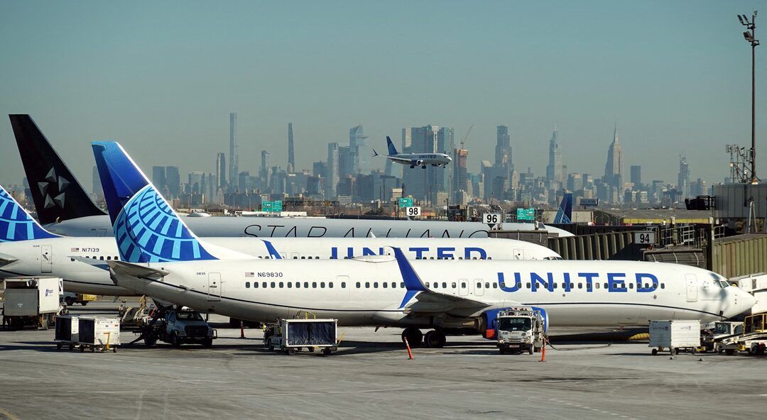 United verzeichnet stabile Nachfrage und rentable Premiumreisen