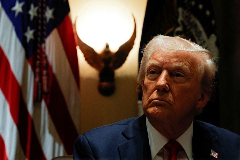 As Trump raises pressure on Venezuela, senators hope to lower heat