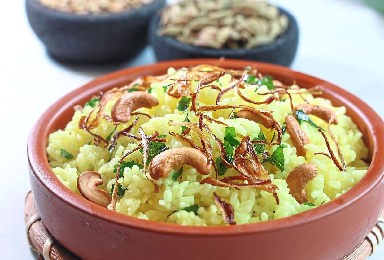 Sri Lankan Tamils usually serve rice and various curries during Deepavali. In Ruchita's family, curry leaf rice is popular.— ART CHEN/The Star