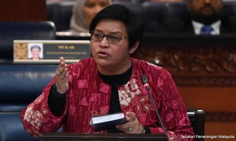 Cases involving children must conclude within one year, says Azalina