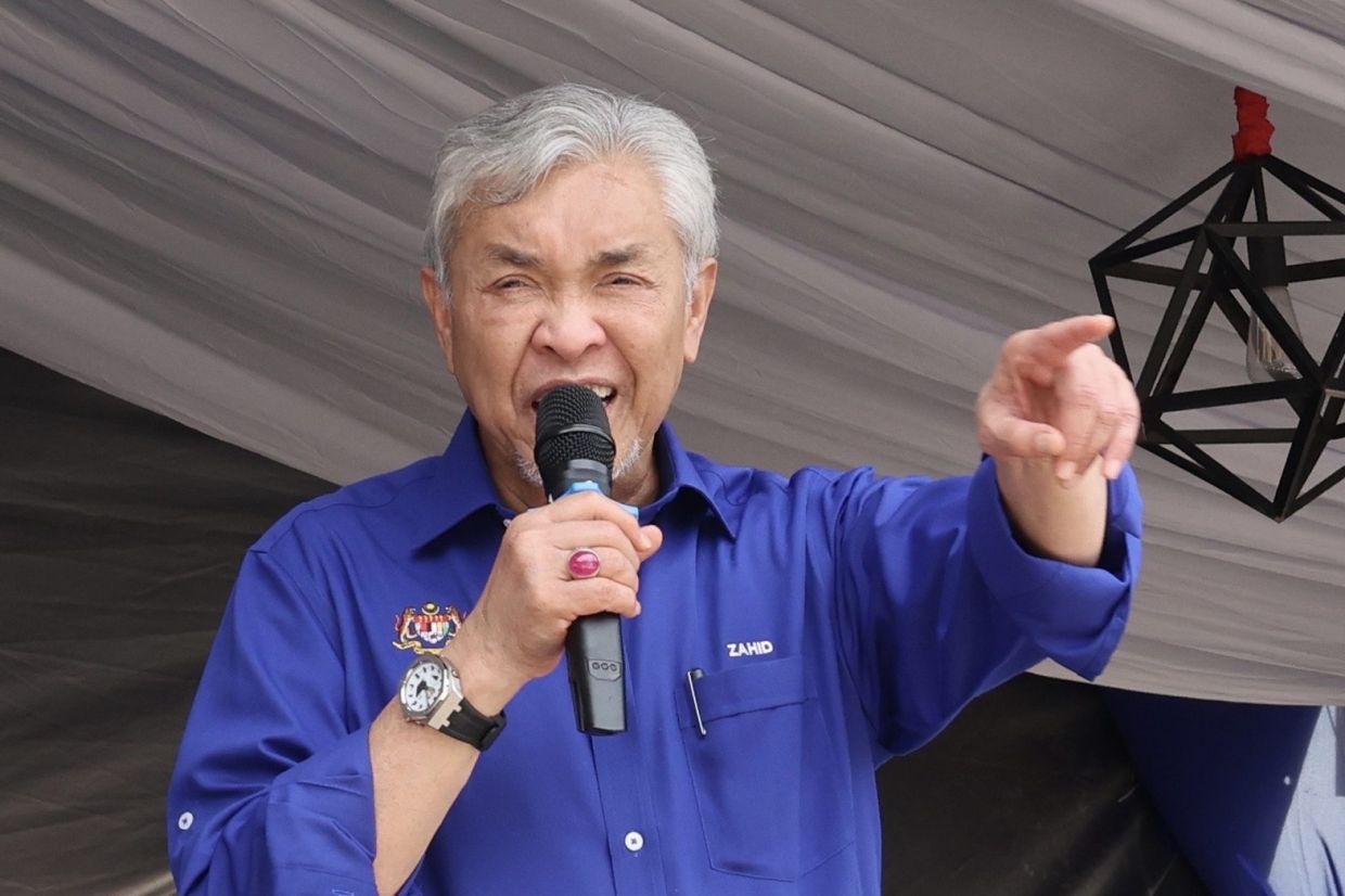 Barisan, Umno commit to no seat clash with Sabah Pakatan