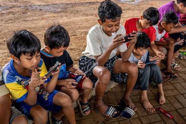 Parenting in the digital minefield