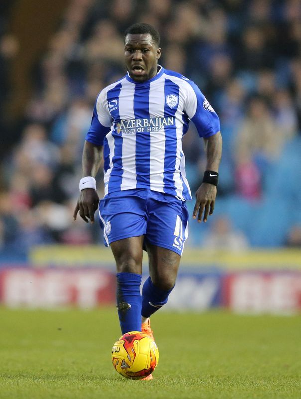 Soccer-Former Dutch winger Drenthe suffers stroke