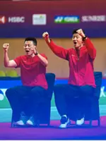 Chen Long’s winning touch lifts China’s juniors to world success