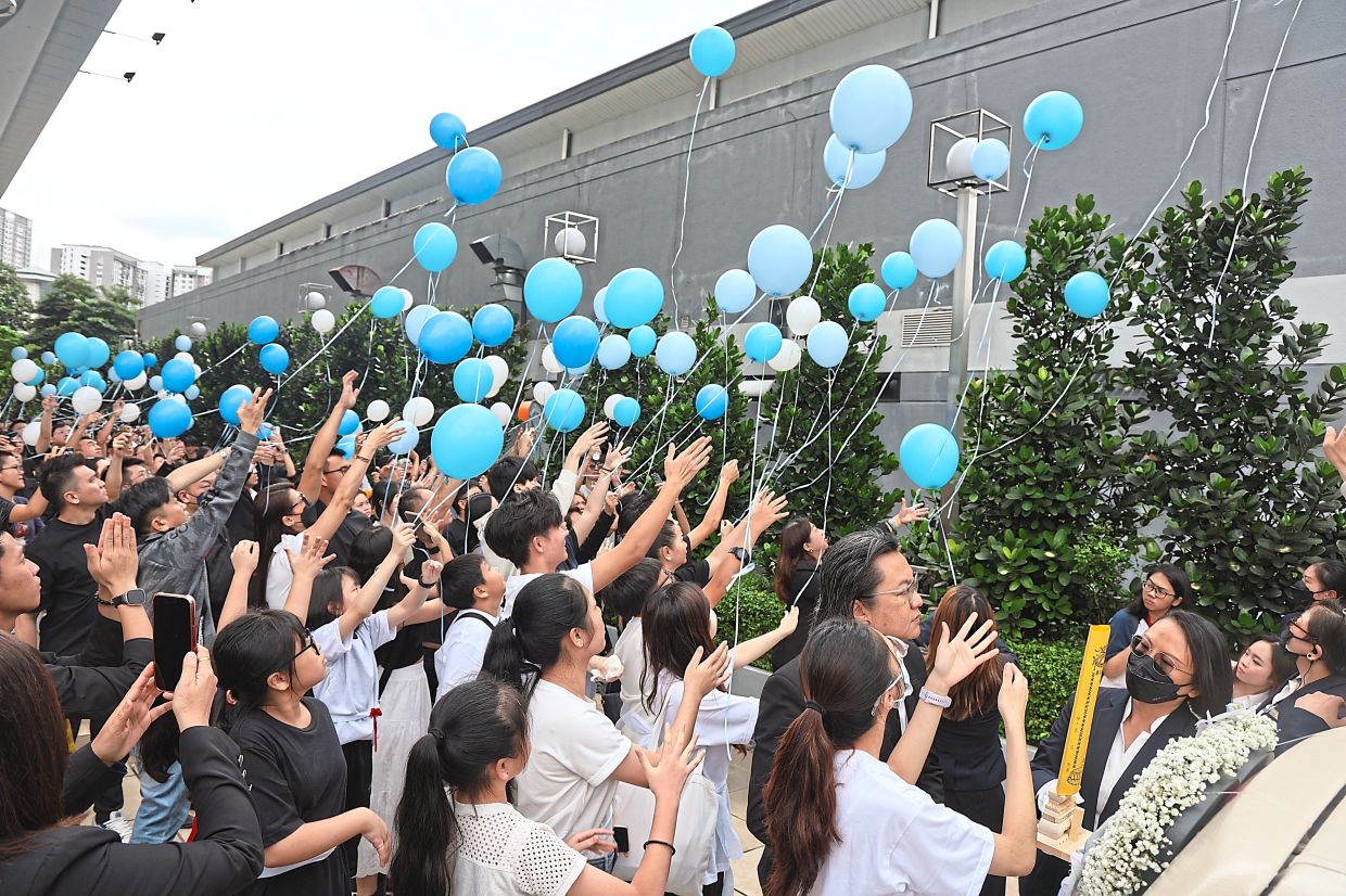 Slain schoolgirl’s family grateful for public support and love