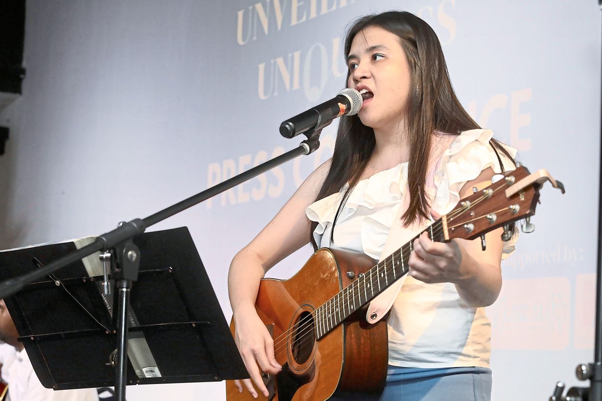 Musician Ow uses her talent to inspire and empower others through music. Photo: The Star/Shaari Chemat