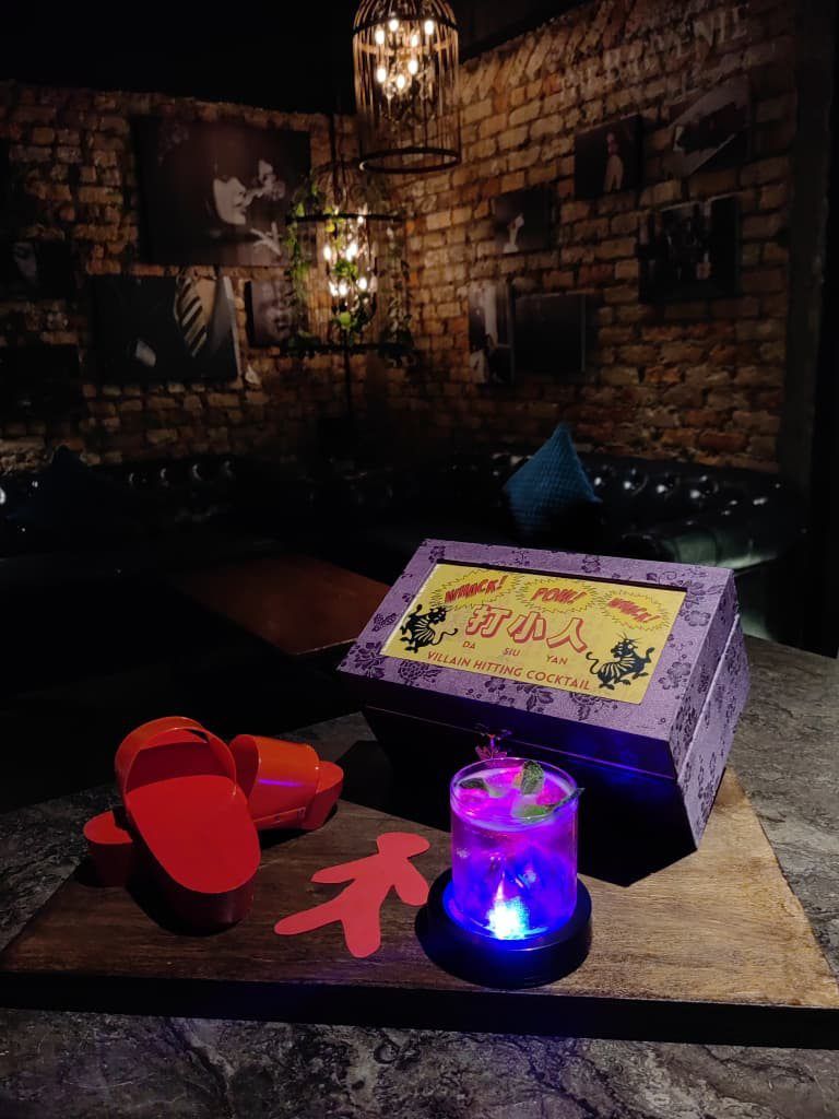 Da Xiu Yan by Bar Tailor.