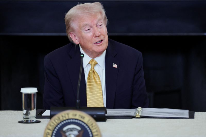 Trump says report of US sending B-1 bombers near Venezuela was false 1 3585406