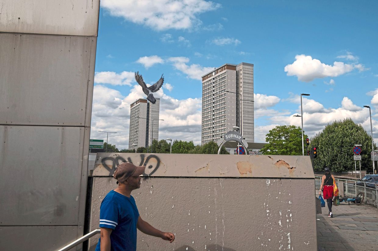 A 1960’s tower block at Queensdale Crescent in Shepherd’s Bush.