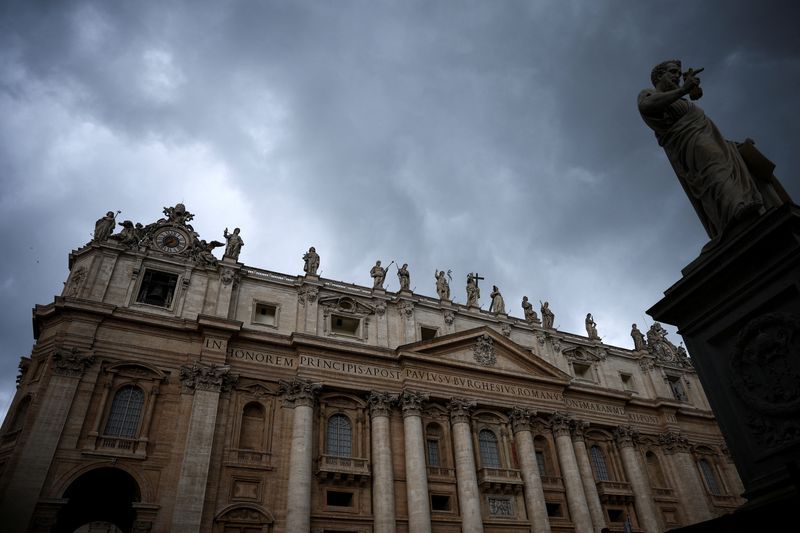 Almost 4,400 people abused by priests in Italy, victims' group alleges 1 3587178