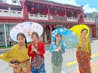 Free entry for tourists wearing nyonya kebaya attire