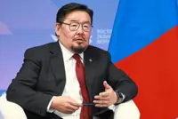 Top court blocks bid to oust PM