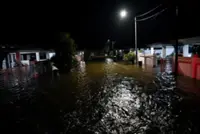 Neighbouring districts to aid flood-hit areas in Perak, says Saarani