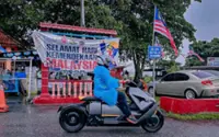 QuickCheck: Did Melaka CM brave the rain on a motorcycle to spot-check flood-prone areas?